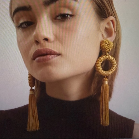 Anne Fontaine Jewelry - Anne Fontaine, Brand New with Tags, Ernest, Elegant Gold Tassel Earrings, clipon